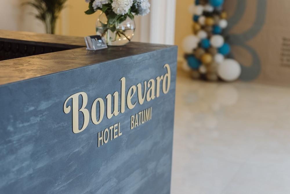 Boulevard Hotel 바투미 외부 사진